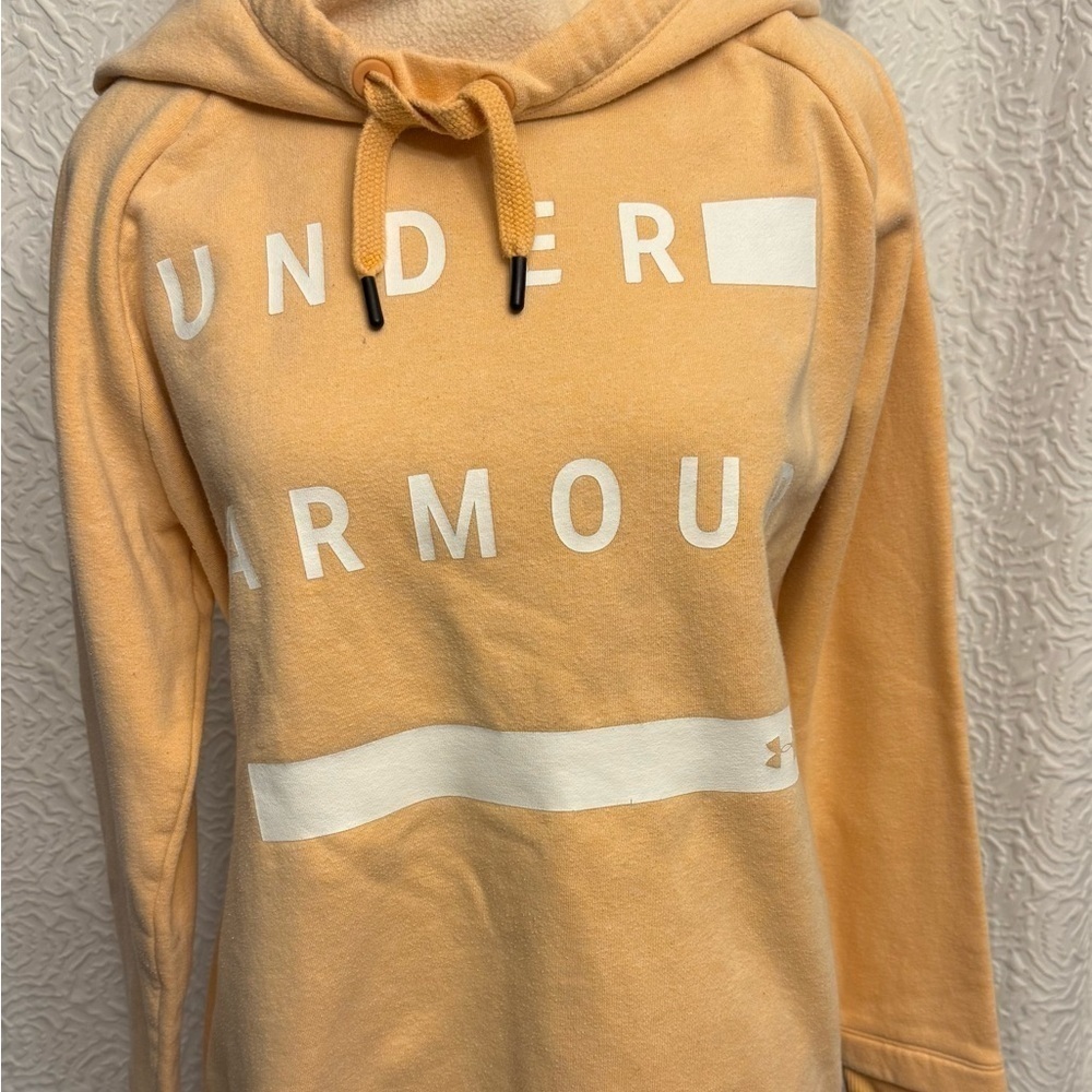 Under Armour Peach and White Hoodie Sweater
